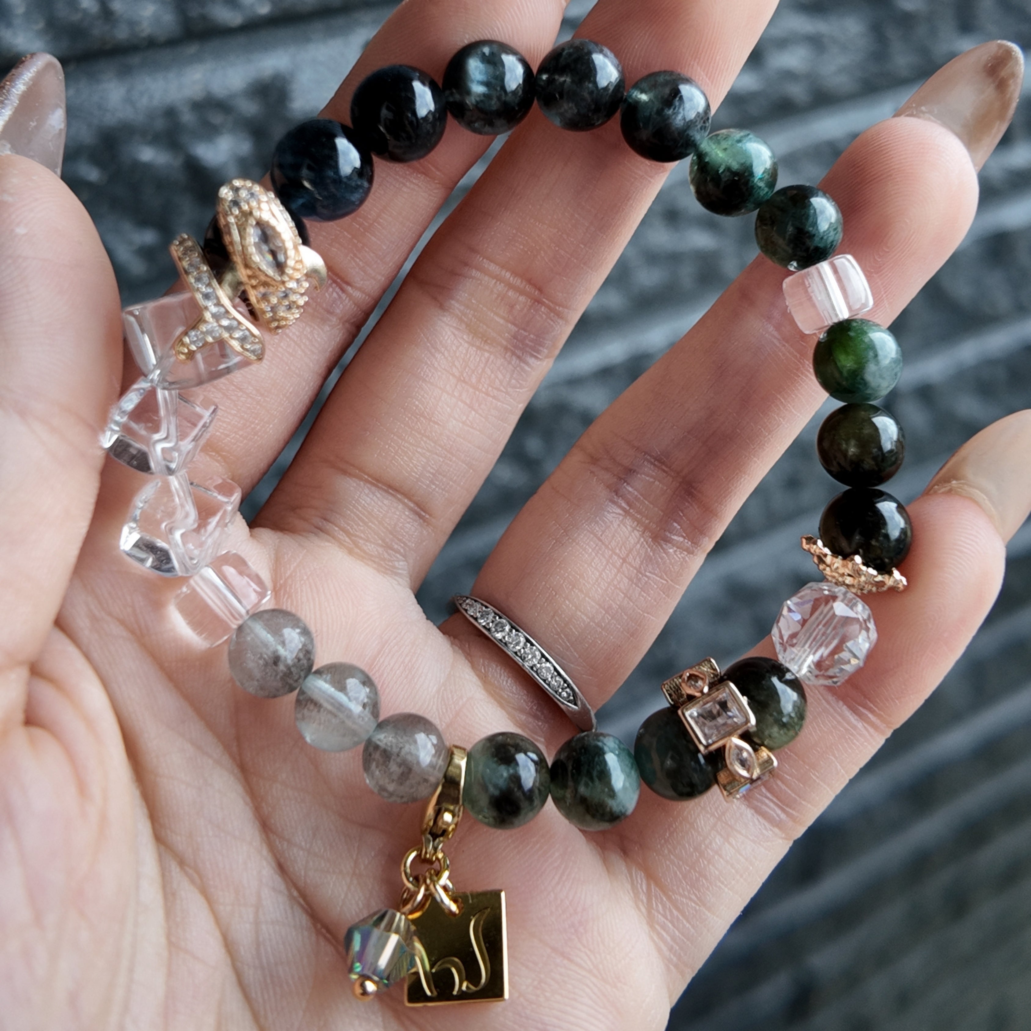 MOSS – belle well shop